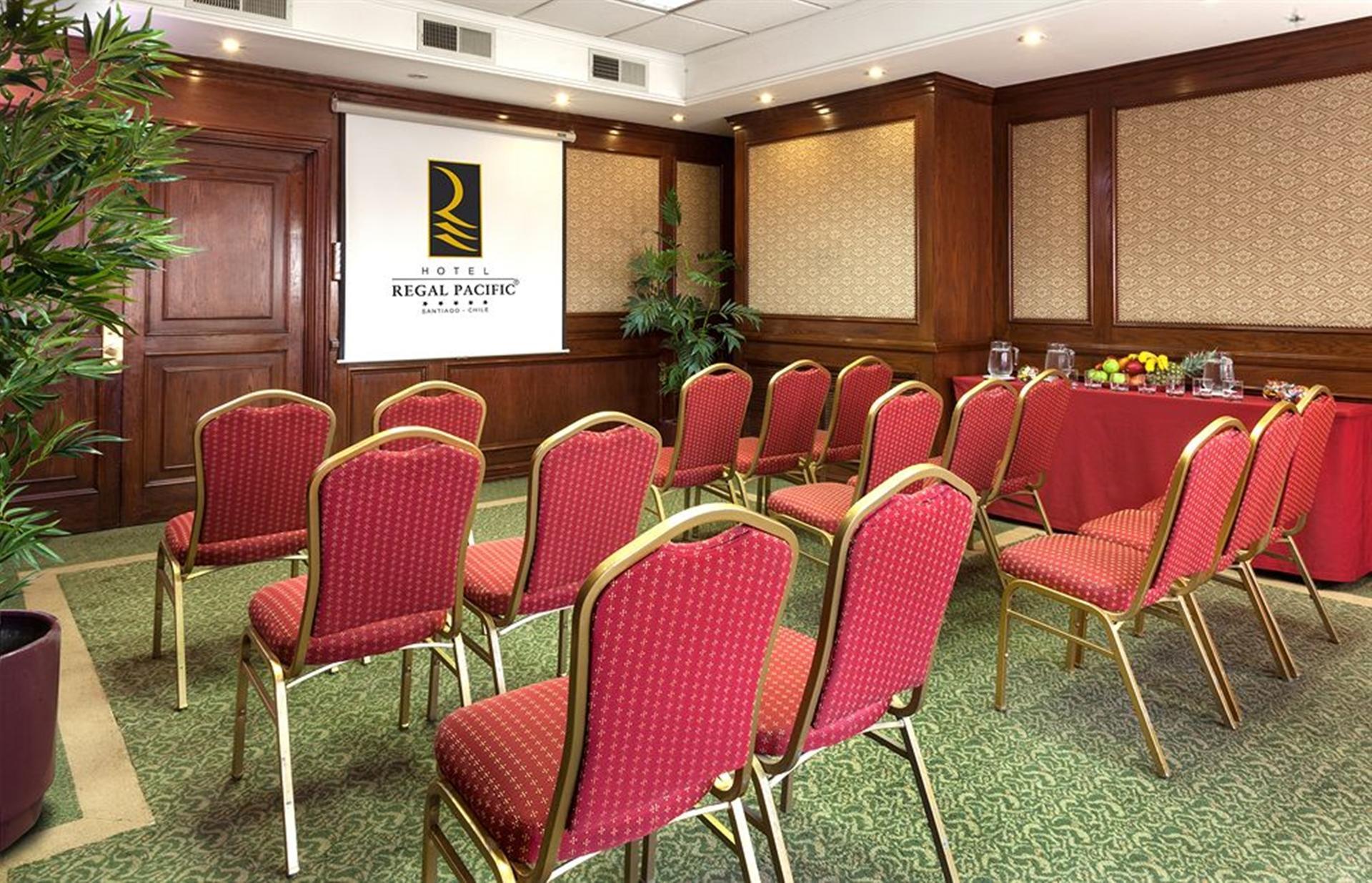 Hotel Regal Pacific Santiago de Chile Exterior foto A meeting room at the Royal Regency Hotel