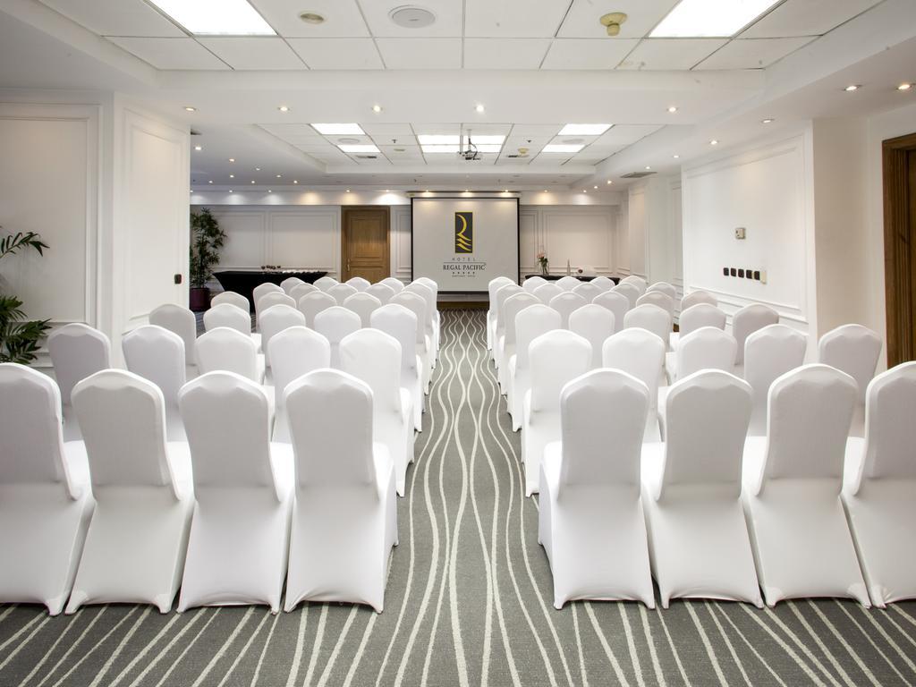 Hotel Regal Pacific Santiago de Chile Exterior foto The hotel's meeting room